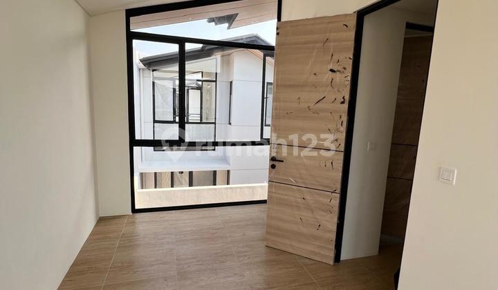 Rumah Bagus 2Lt Siap Huni Cendana Icon Lippo Karawaci Rumah Bagus 2Lt Siap Huni Cendana Icon Lippo Karawaci