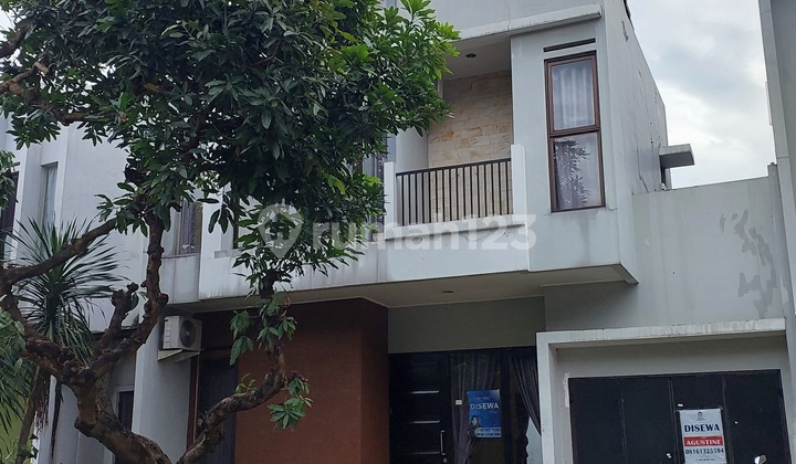 Rumah Rapi Siap Huni Strategis Depan Kampus UMN & SDC Rumah Rapi Siap Huni Strategis Depan Kampus UMN & SDC