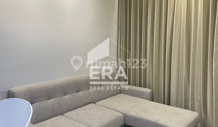 Ready-to-Occupy Furnished Apartment Taman Anggrek, West Jakarta 2