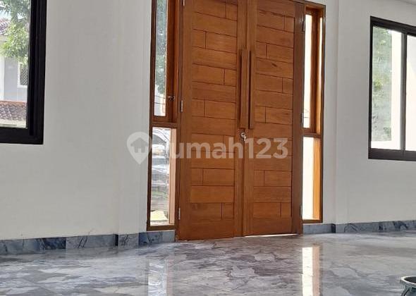 Dikontrakan Rumah Brand New Posisi Hook di Taman Bromo Dekat Tol 2