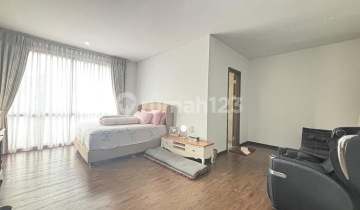 3-Story Luxury Furnished House with Elevator in Keia The Zora Cluster, BSD 2