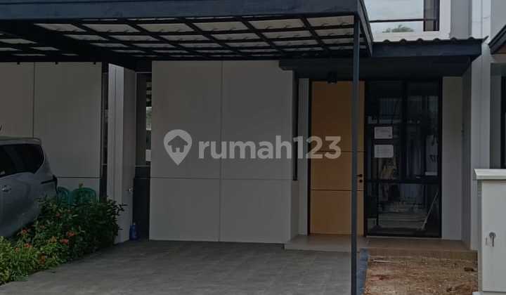 Ready-to-Occupy House in Cendana Essence, Lippo Karawaci Near UPH & Hospital