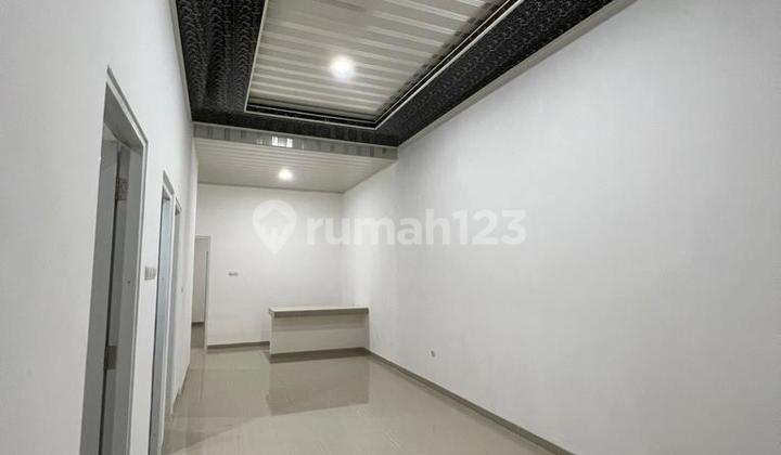 2-Storey Luxurious House with SHM, Strategically Located in Poris Plawad, Tangerang 2