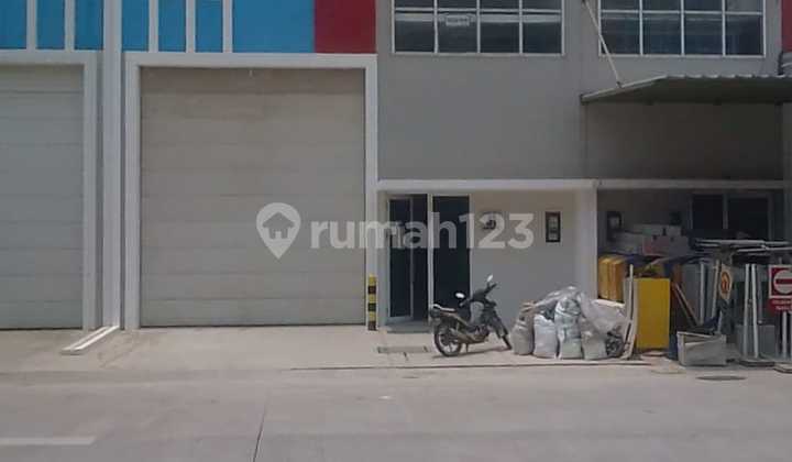 Ready-to-Use Warehouse in Bizpark Daan Mogot, Strategic Easy Access Ready-to-Use Warehouse in Bizpark Daan Mogot, Strategic Easy Access