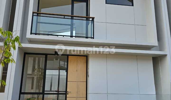 Dikontrakan Rumah 2 Lantai Rapi Siap Huni di Cluster Cendana Icon