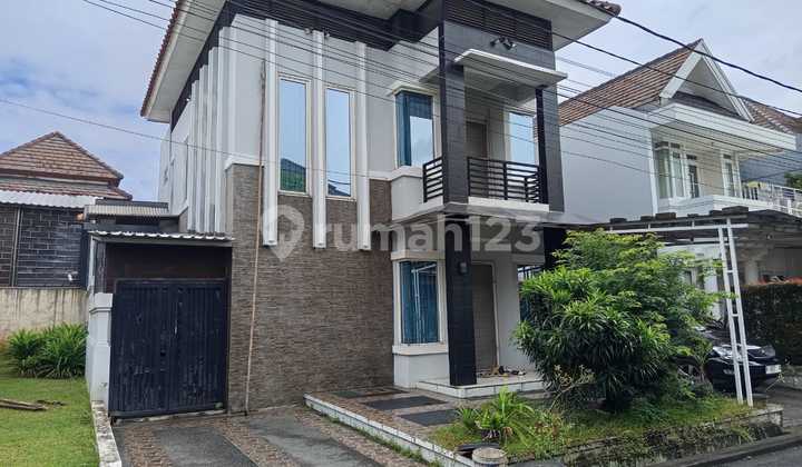 Rumah Besar Hunian Asri Nyaman di Taman Pattaya Dekat Tol & Uph