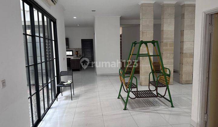 Rumah Cantik 2Lt Taman Holandia Lippo Karawaci, Lokasi Strategis. 2