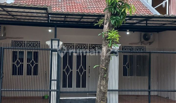 Rumah 1,5 Lantai Rapi Siap Huni Di Cluster Mahoni Taman Royal 1 Tangerang