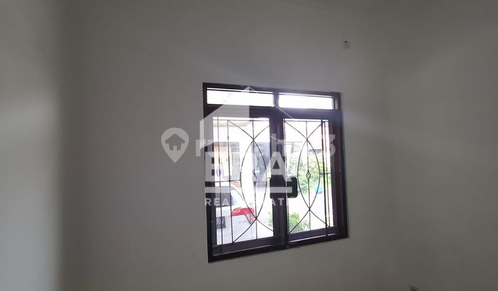 Rumah Bagus 1 Lt Strategis di Taman Ubud Cempaka Lippo Karawaci. 2