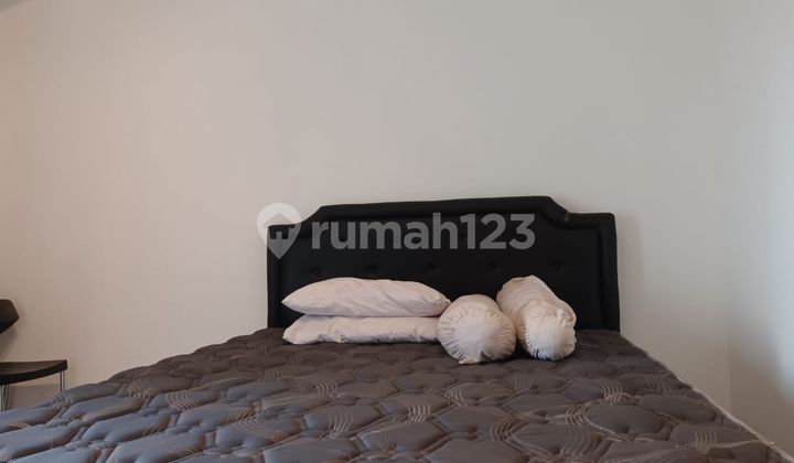 Apartment Scientia Tower D 1BR Full Furnish Dekat UMN