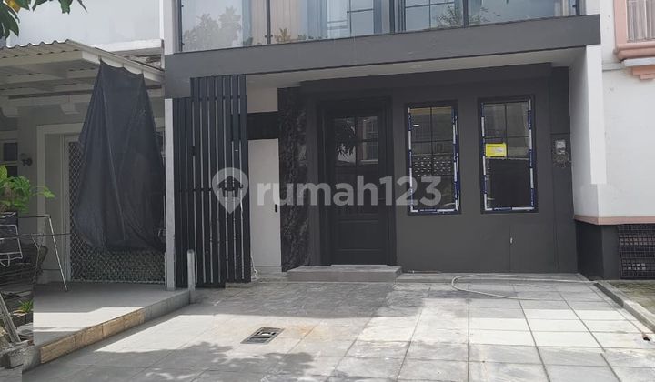 Rumah 2 Lantai Siap Huni Lippo Karawaci Utara Baru Renovasi SHM 2