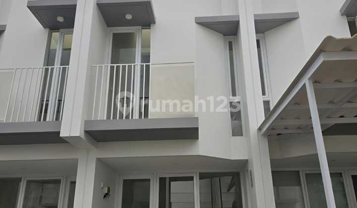 Ready-to-Occupy 3-Story Neat House in Strategic Myza Cluster Bsd