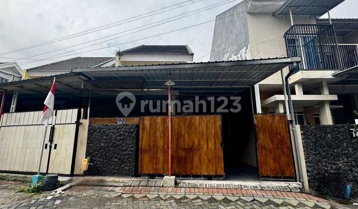 rumah minimalis lokasi tengah kota akses mudah dan dalam perumahan