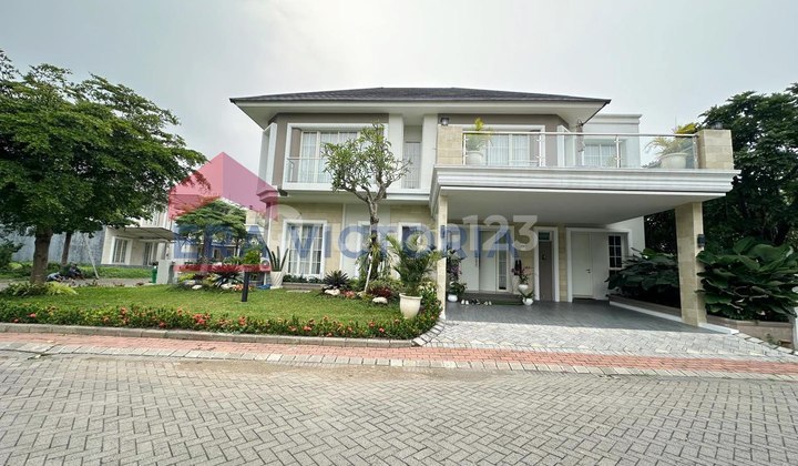 Rumah Disewakan, Mewah Fully Furnished Lokasi Strategis Posisi Hook 1