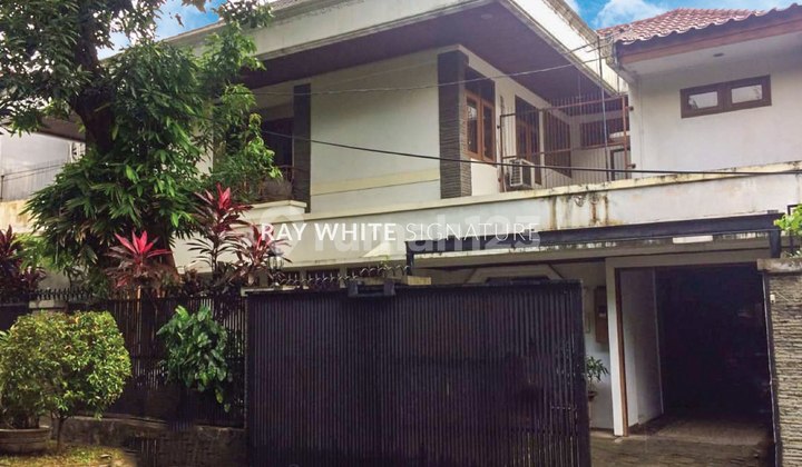 Rumah Tinggal Kawasan Ex Menteri dan Duta Besar di Patra Kuningan