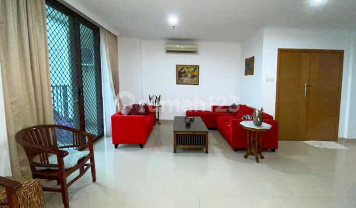 For Sale Hampton's Park Apartment in Exclusive Tower Cilandak