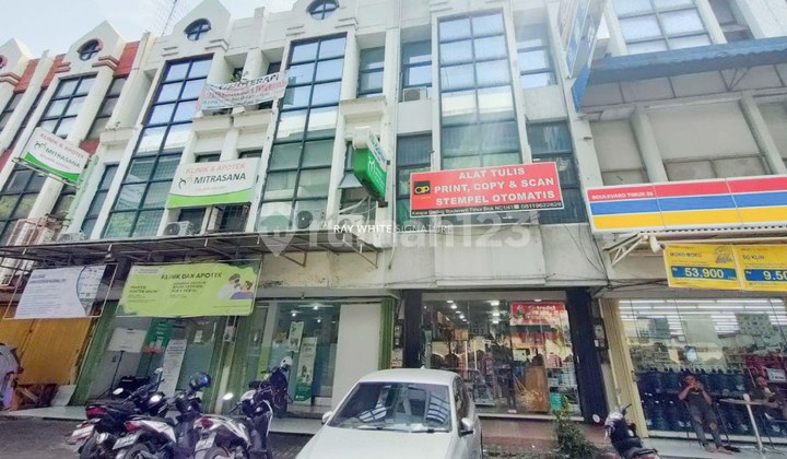 Ruko Toko Stationary di Jl Boulevard Timur Kelapa Gading