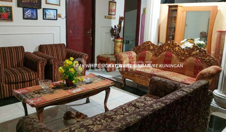 Old House in Benhil - Suitable for Boarding House or Residential Home 2