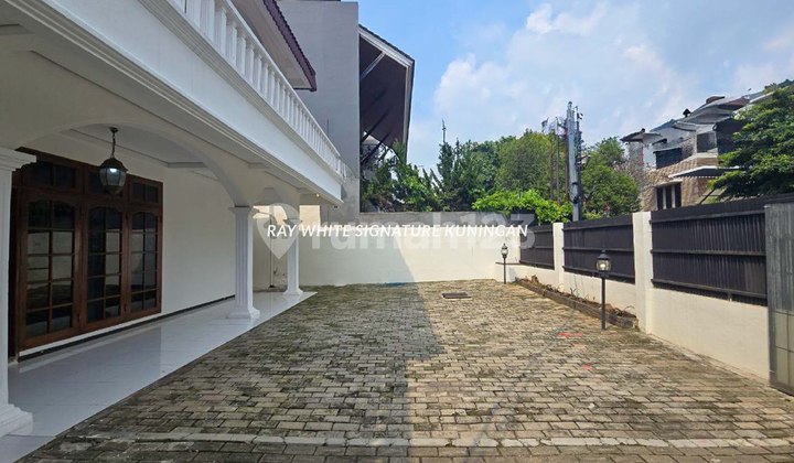 Disewakan Rumah Siap Huni di Area Strategis Panglima Polim, Kebayoran Baru 1