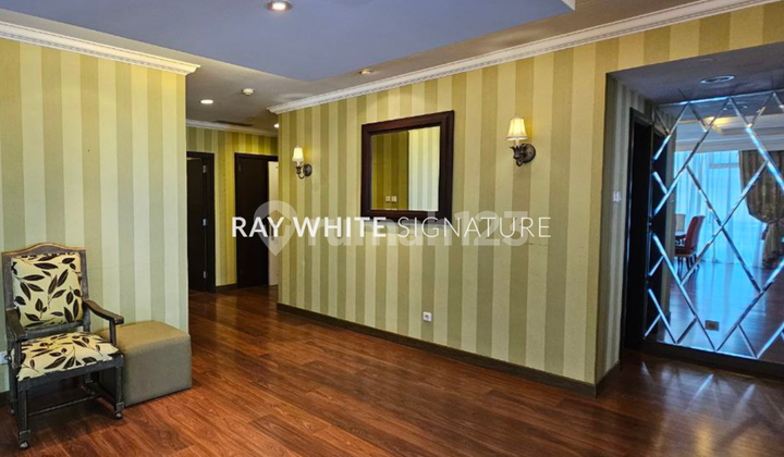 Disewakan Apartemen Istana Sahid 2+1 BR Lokasi Prime Sudirman 2