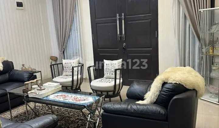 Selangkah Menuju Pondok Indah Mall Rumah Bagus 2 Lantai 2