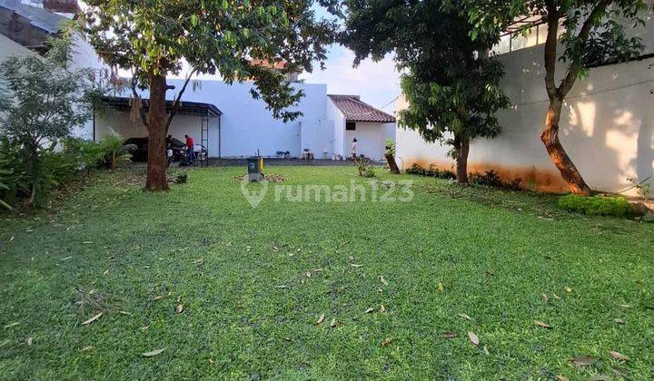 Rumah Asri Terawat Halaman Luas Area Cipulir Kebayoran Lama 2