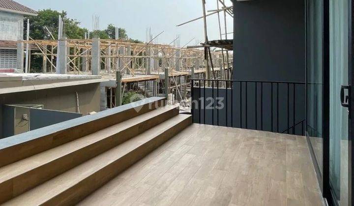 RUMAH KEREN DI TENGAH KOTA JAKARTA 3 Lantai 2