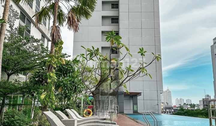 Mewah dan Super Private Dengan.view.cantik.ditengah Kota Jaksel Area Pondok Indah