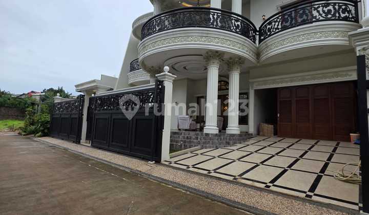 Fully.furnished yang Super Mewah Dilokasi Strategis Depok Rumah