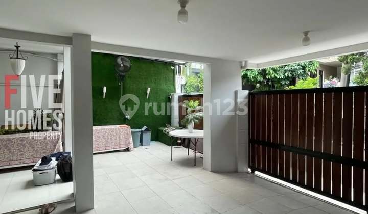 Very Strategic Location In The Bintaro Jaya Complex 2