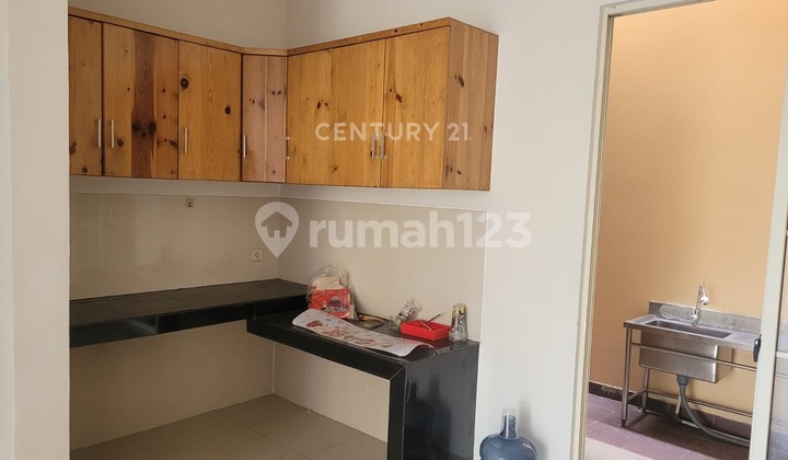 Hunian Elit Strategis Dalam Cluster West Europe Green Lake City 2