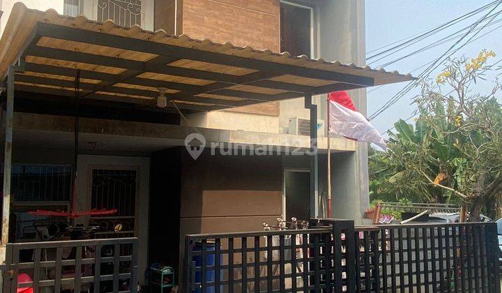 Jual Cepat Rumah Cakep Siap Huni 2 Lt di Karang Tengah Tangerang  1