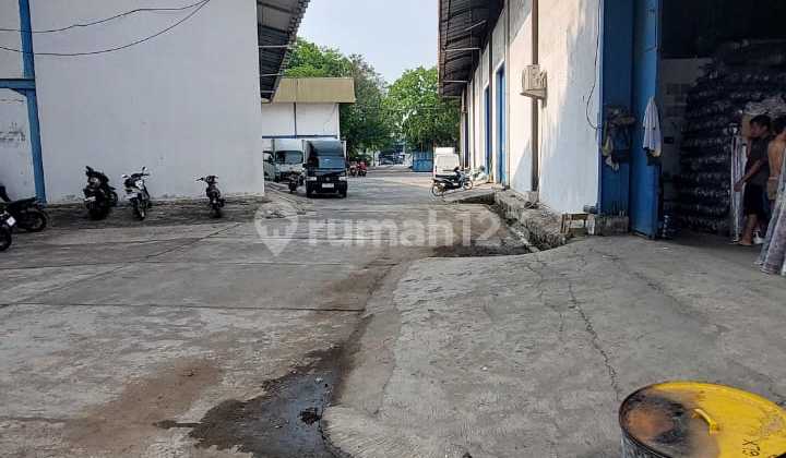 Bangunan Komersil Gudang Siap Pakai Dekat Pelabuhan Tanjung Priok Jakarta Utara