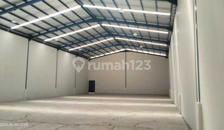 Disewakan Unit Gudang Siap Pakai di Jl Raya Parung Panjang Legok Tangerang Disewakan Unit Gudang Siap Pakai di Jl Raya Parung Panjang Legok Tangerang
