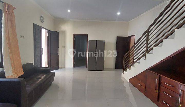 Disewakan rumah 3 kamar tidur area Kerobokan 1