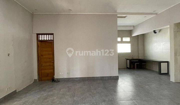 RUMAH SECONDARY TERAWAT DI PERUMAHAN PURI JIMBARAN BALI ! HARGA BAGUS ! 1