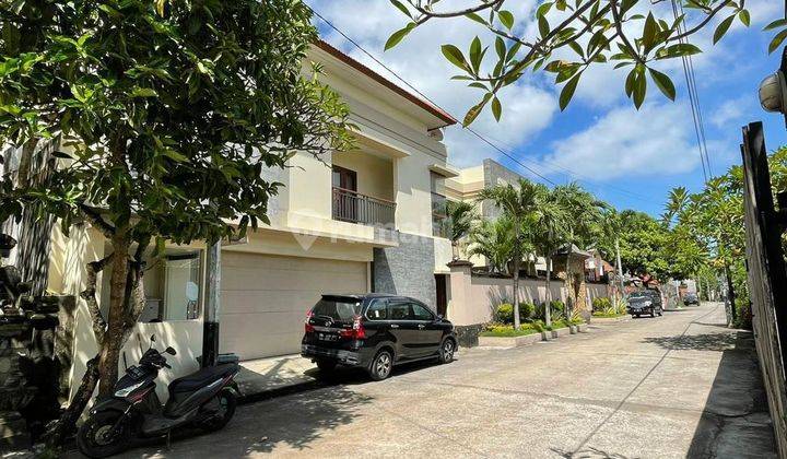 * FOR SALE : Freehold 4 bedroom cozy House at  Jimbaran  Kuta Selatan Bali. 2