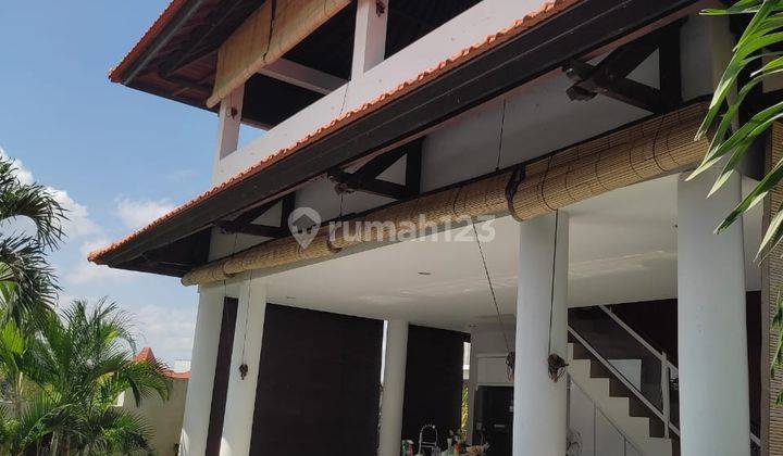 For Sale 2nd Floor Villa with Rice Field View, Jungle River, Munggu Seseh Location 1