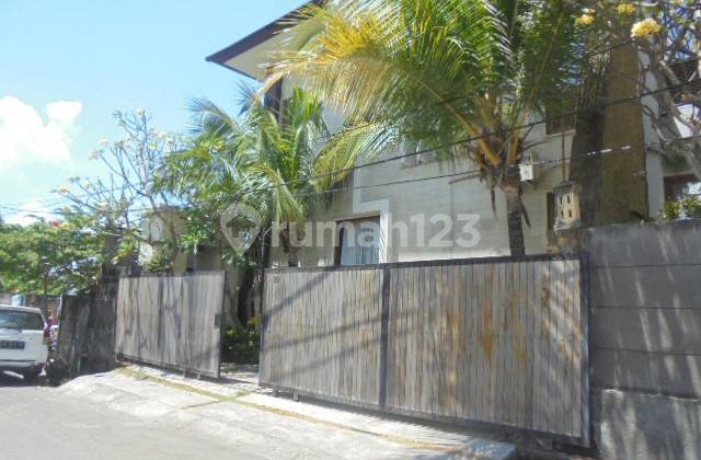 DIJUAL MURAH VILLA 2 LANTAI POSISI DI LEGIAN BADUNG