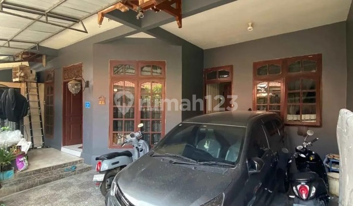 Dijual rumah 2 lantai siap huni di Jln  Palapa Sesetan Denpasar Selatan 