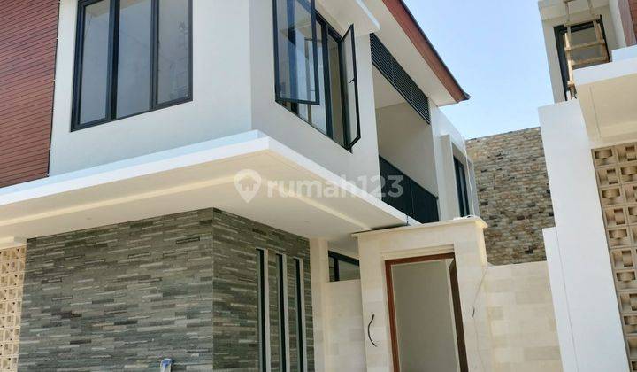 Dijual rumah baru 2 lantai jalan Imam Bonjol, Denpasar Barat