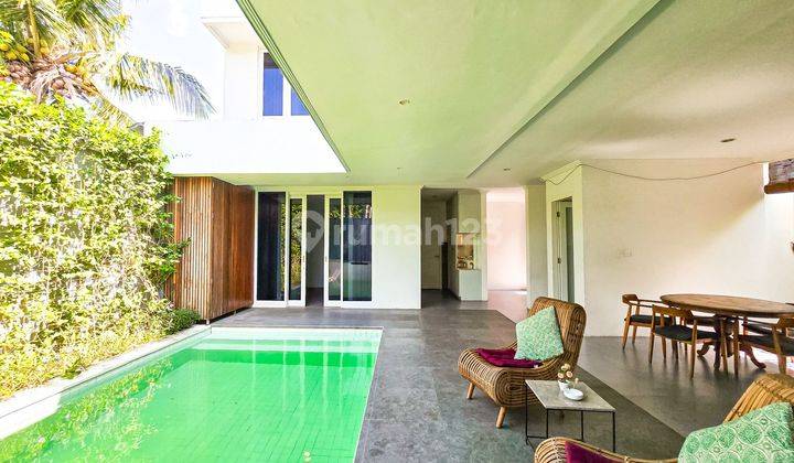 Dijual Villa Dipantai Kedonganan, Kuta 1