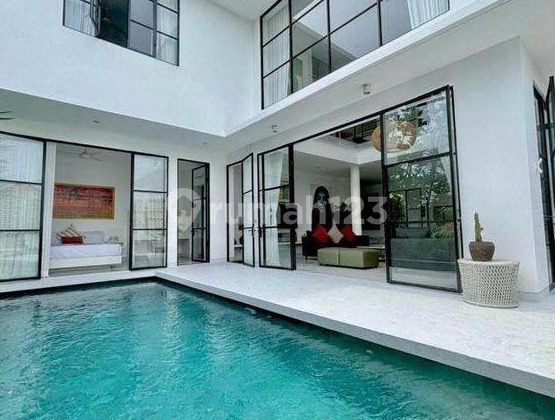 4 Beds 5 Baths villa Jalan Umalas, Kerobokan Kelod, kuta utara 4 Beds 5 Baths villa Jalan Umalas, Kerobokan Kelod, kuta utara