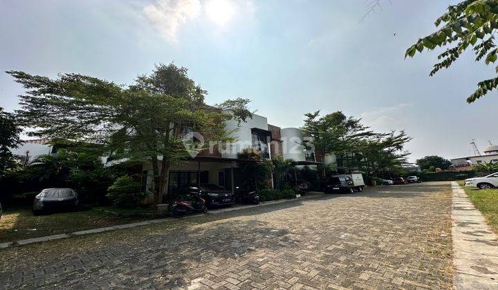 Dijual 3Lt Townhouse Akasha Design Modern Untuk Keluarga Muda  3 Lantai 2