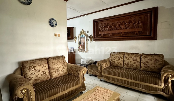 Rumah di Sektor 3, Bintaro!