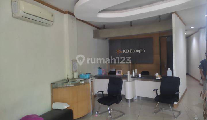 Dijual Ruko 3 Lantai Eks bank di Jalan Majapahit, Gamah Semarang 2