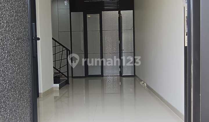 New 2-Story Ready-to-Live House 1 Minute from Kenjeran Main Road, Surabaya, with Certificate of Ownership 2