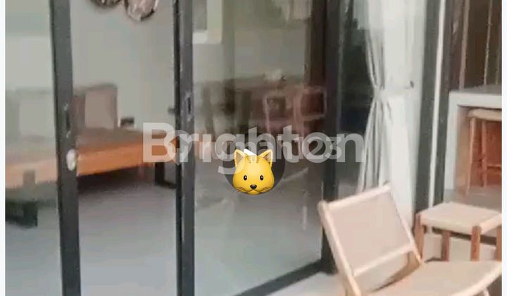 SEBUAH VILLA  DI DAERAH PARIWISATA PERERENAN BALI
