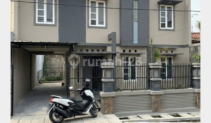 Investment Opportunity! Fully Occupied Boarding House 3 Minutes to Unpad Campus Jatinangor 2