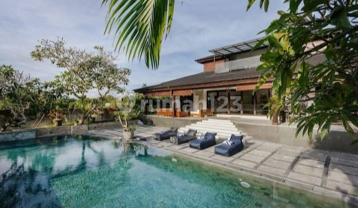 Hot List Top Urgent Cheapest in Its Class For Sale Villa with Rice Field View Location Pererenan Canggu North Kuta